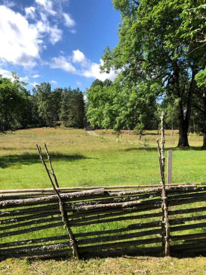 Vandrarhem Loevoe Hillerstorp Buitenkant foto